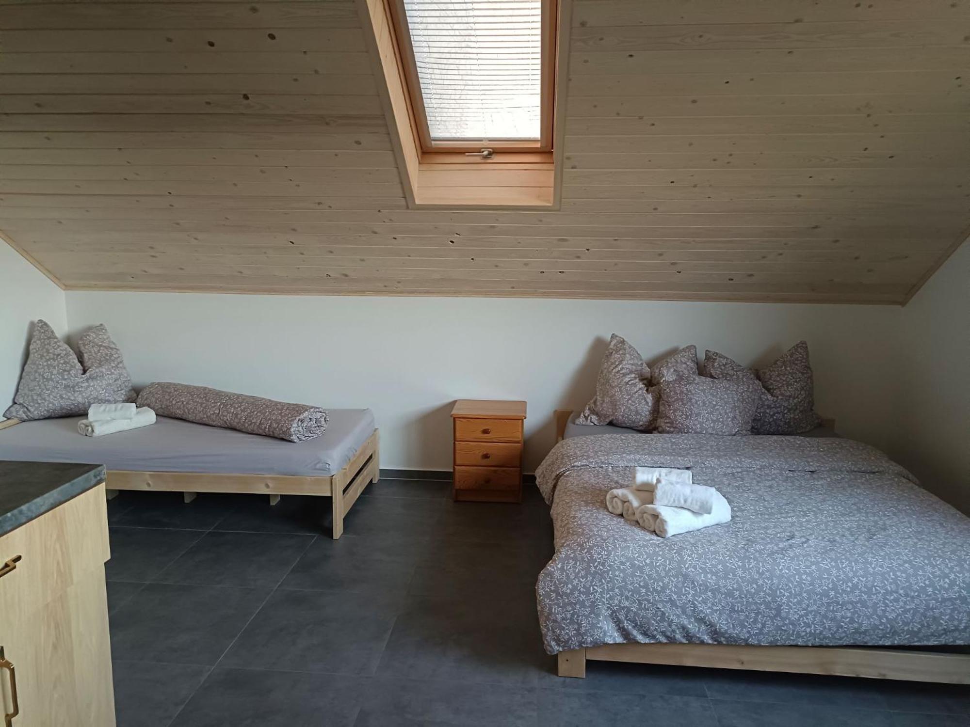 Zuczek Nad Jeziorem Farm stay *