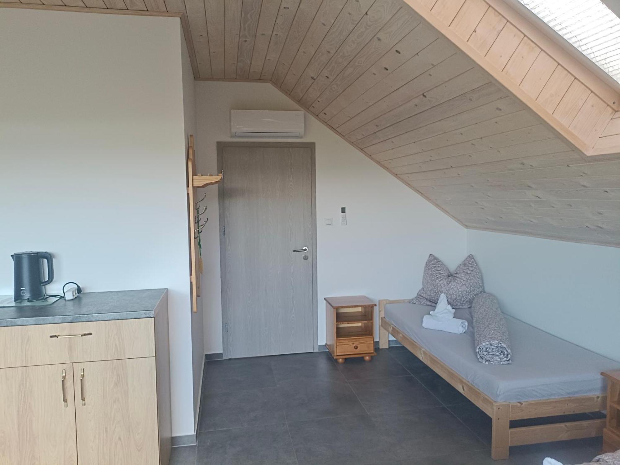 Zuczek Nad Jeziorem Farm stay