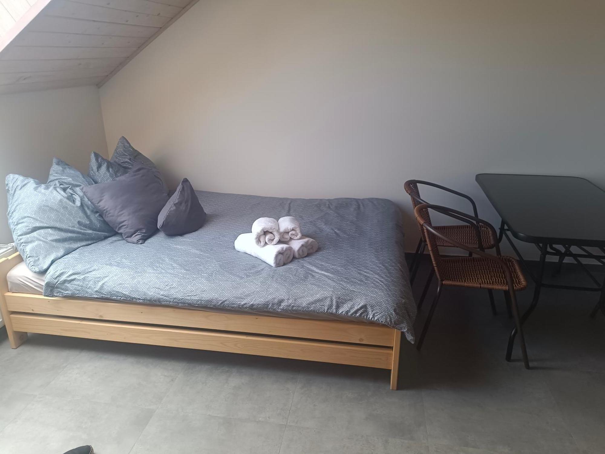 Zuczek Nad Jeziorem * Okuniowiec